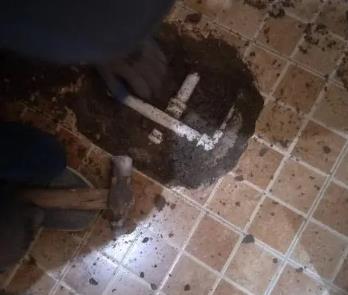 新蔡卫生间漏水维修公司为您分享下卫生间渗水如何处理及注意事项
